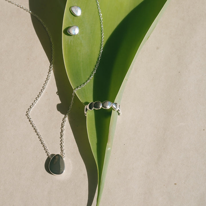 Charlotte Pebble Necklace